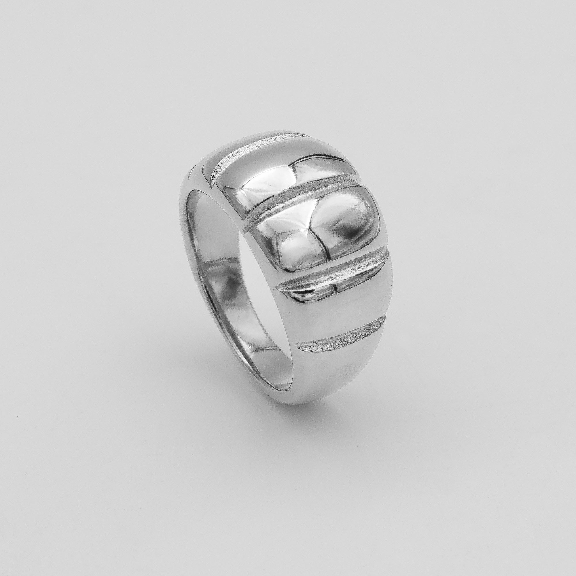 Alessia Chunky Ribbed Ring