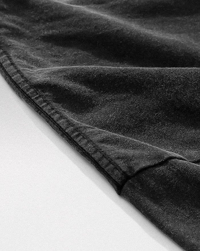 Oversized black t-shirt "Kinetic"