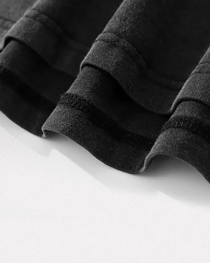 Oversized black t-shirt "Kinetic"
